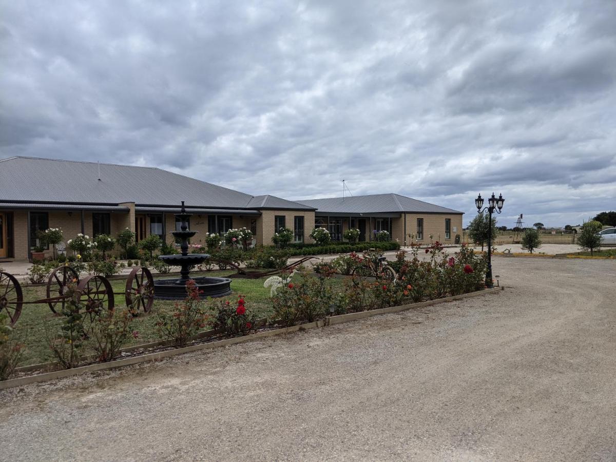 The Oxley Estate Bed & Breakfast 5*